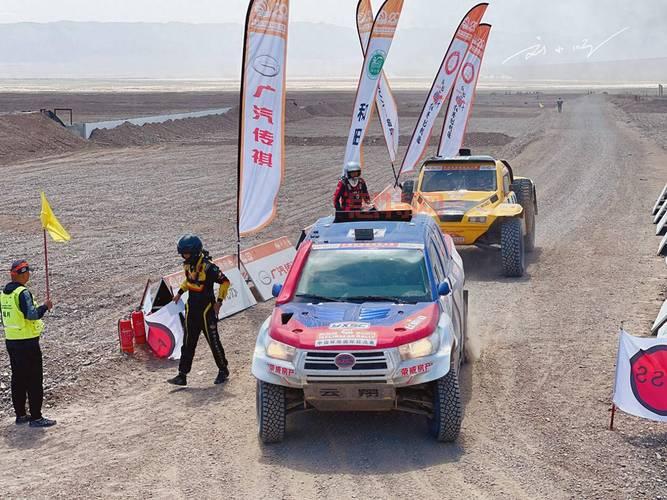 四驱越野拉力赛：体验速度与     ，成为越野之王