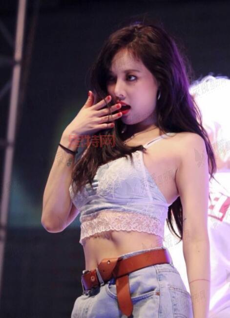 横行冒险王：4MINUTE金泫雅代言，性感来袭！