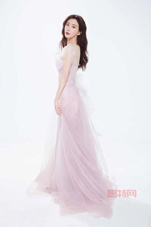 林志玲与女神联盟2：国民女神与游戏巨作的完美结合