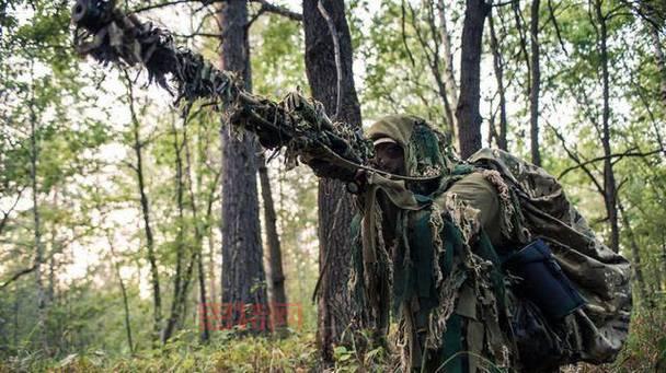 丛林狙击手：体验真实的丛林战斗与战术