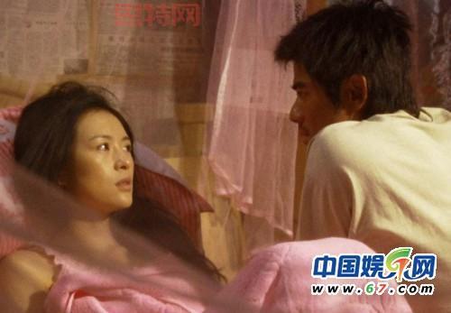 免费很很黄的床上戏：引发热议的     瞬间，免费观看完整版