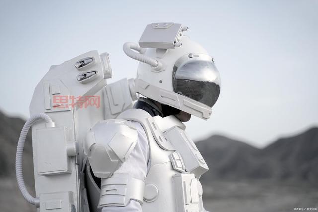 Dust 514：EVE Online宇宙中的科幻射击大作