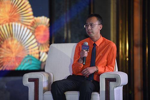 红利剑：揭秘红色利剑背后的谍战与历史真相