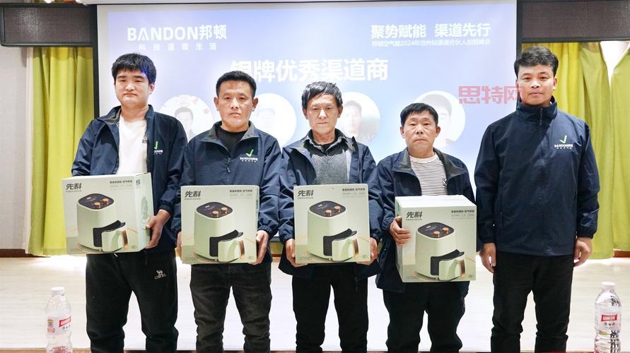 倚天屠龙记外传影视版?杰弗里·拉什加盟引爆期待