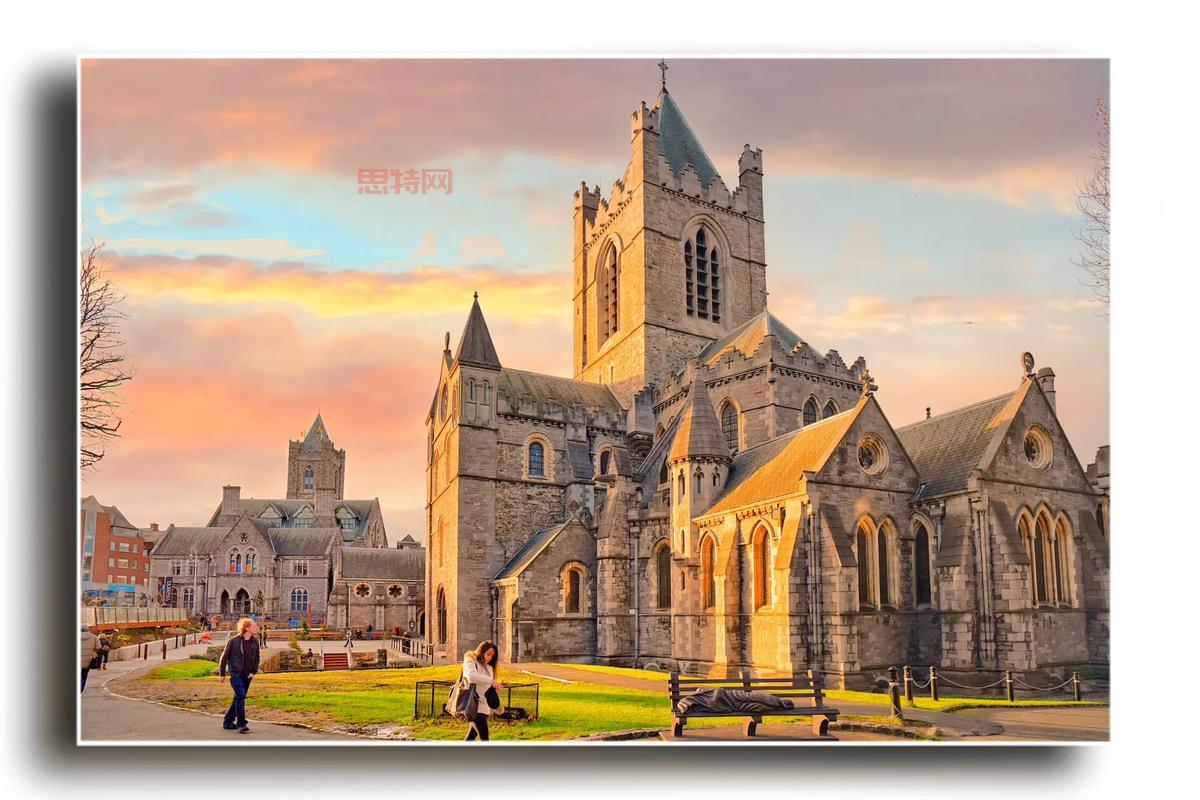 爱尔兰首都都柏林:从欧洲硅谷到文化之都的魅力