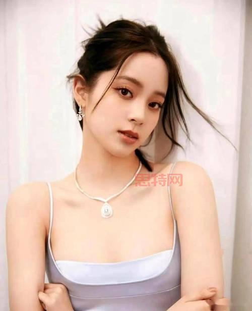 最性感的美:探索性感与魅力并存的女神风采