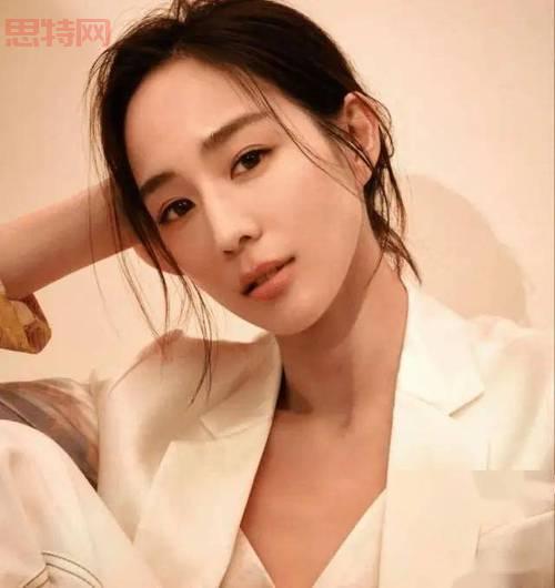 最性感的美：探索性感与魅力并存的女神风采