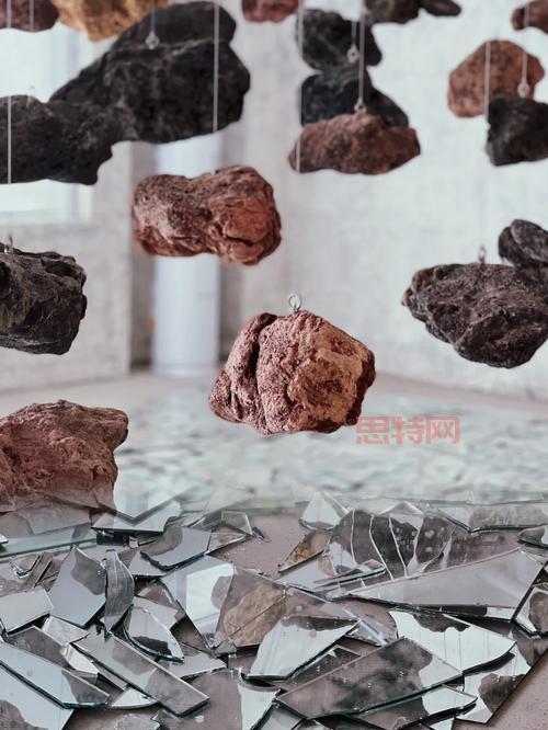 深入解析盐与圣域：高难度与暗黑风格的完美结合