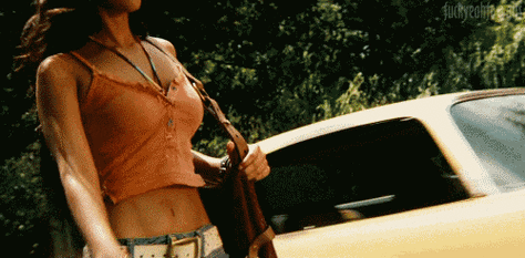 梅根福克斯：从“变形金刚”到性感女神的艺术蜕变