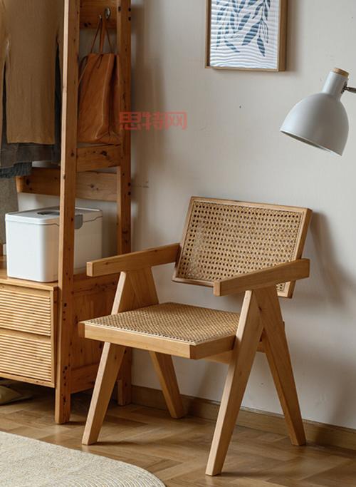 别挑了！这木马椅就是专门为你设计的！