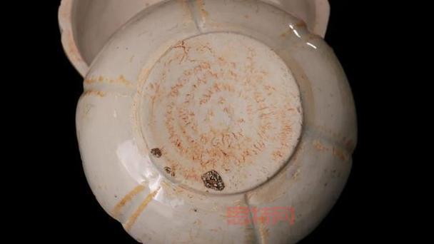 未鉴定的炊具是啥？专家教你快速辨别真伪！