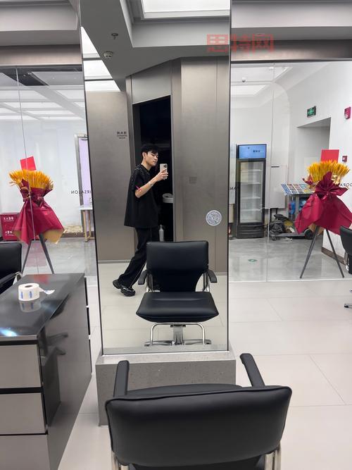 奇怪的美发沙龙 非凡影视怎么样？看完还想看！